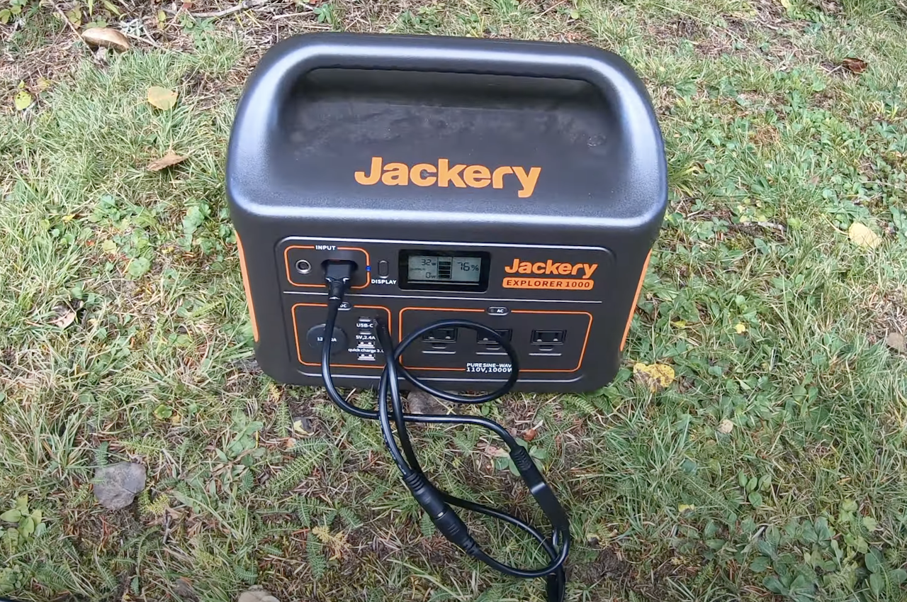 Jackery Explorer 1000 With Two Solar Panels Plugged In